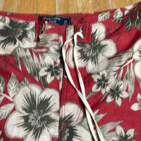 Abercrombie and Fitch swim trunks - Picture 2 of 5